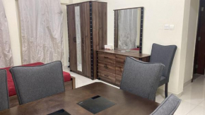 Private room for ladies near metro